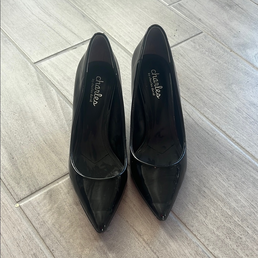 Charlies Black High Heel Pumps with Pointed Toe